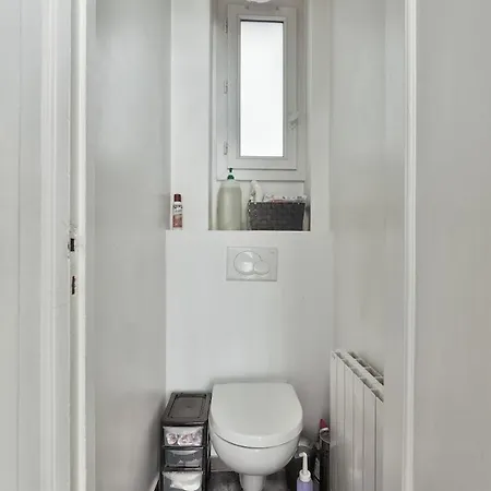 Spacieux Et Lumineux Apartment *